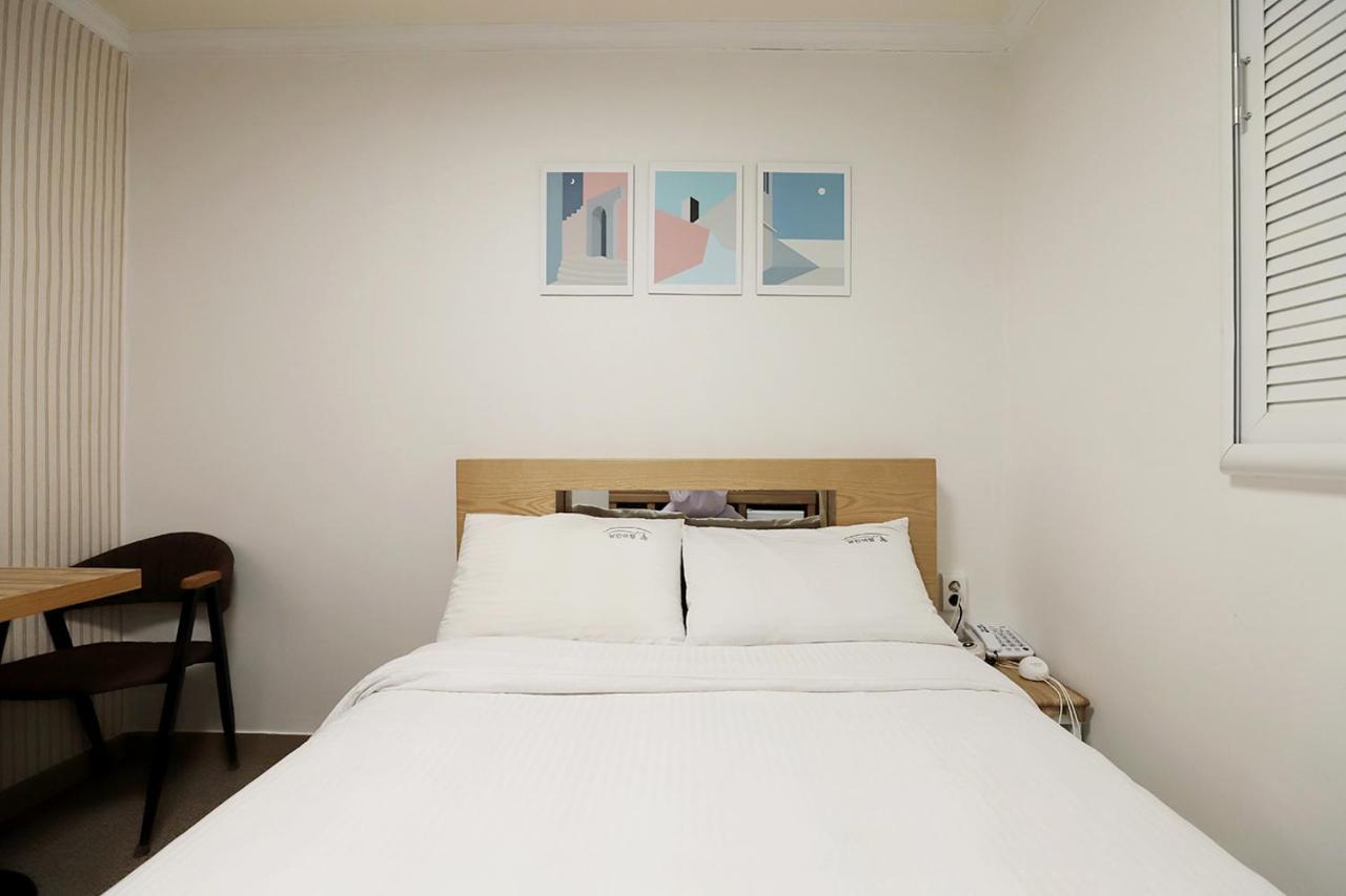 Stay Romantictrip_Hostel Гиеонгджу Екстериор снимка